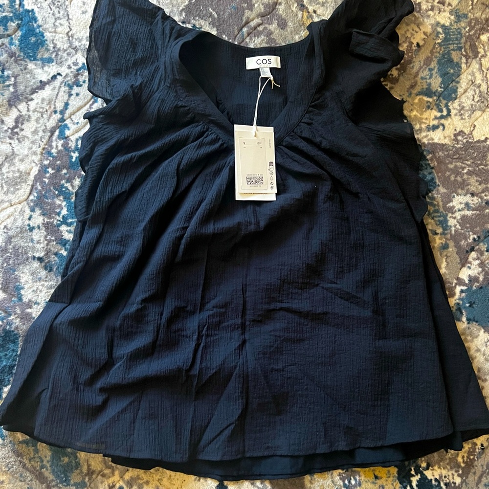 Vneck COS short sleeve top